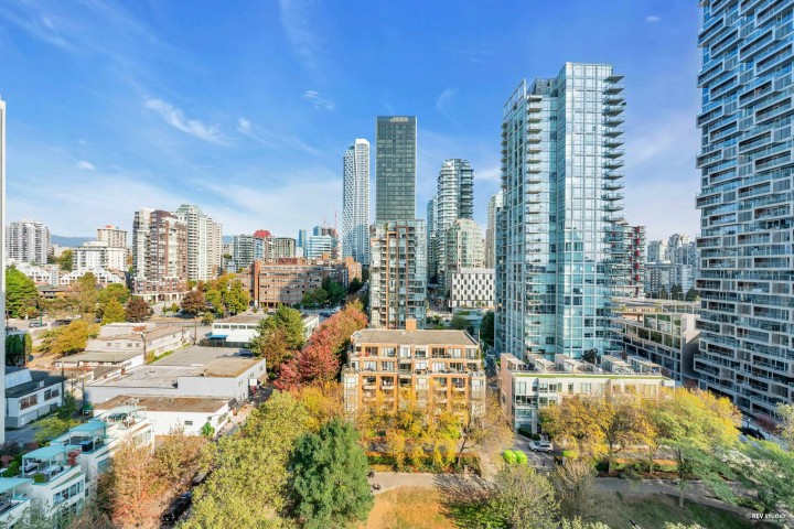 Photo 23 at 1708 - 1500 Hornby Street, Yaletown, Vancouver West