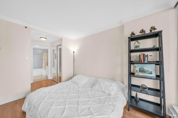 Photo 12 at 1708 - 1500 Hornby Street, Yaletown, Vancouver West