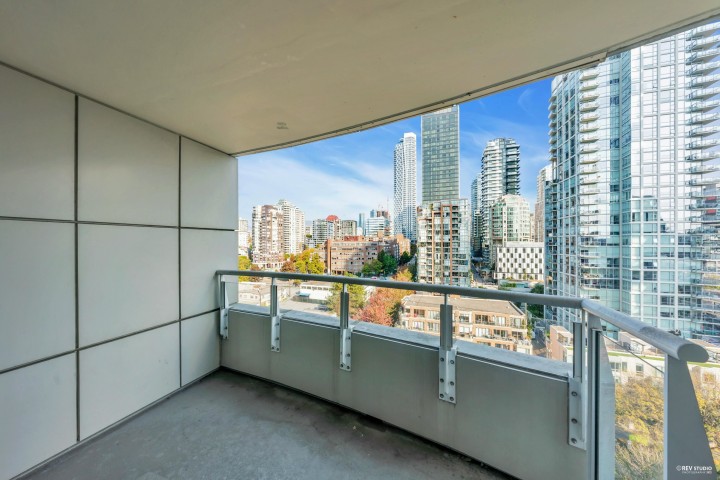Photo 20 at 1708 - 1500 Hornby Street, Yaletown, Vancouver West