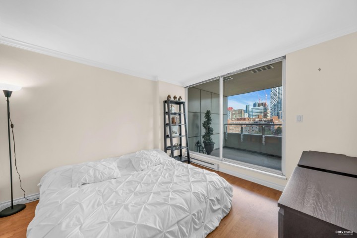 Photo 11 at 1708 - 1500 Hornby Street, Yaletown, Vancouver West