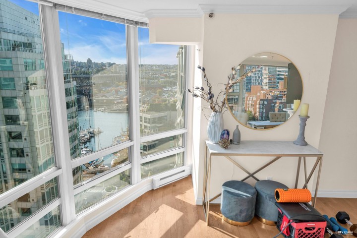 Photo 4 at 1708 - 1500 Hornby Street, Yaletown, Vancouver West