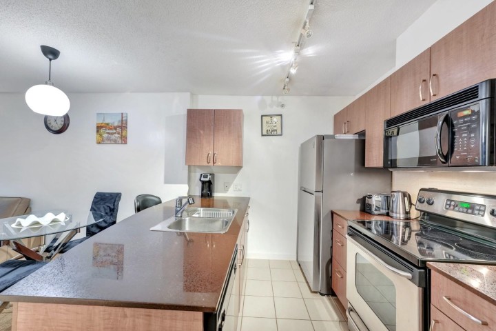 Photo 3 at 1506 - 610 Granville Street, Downtown VW, Vancouver West