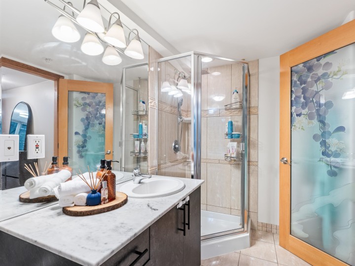 Photo 14 at 306 - 1328 W Pender Street, Coal Harbour, Vancouver West