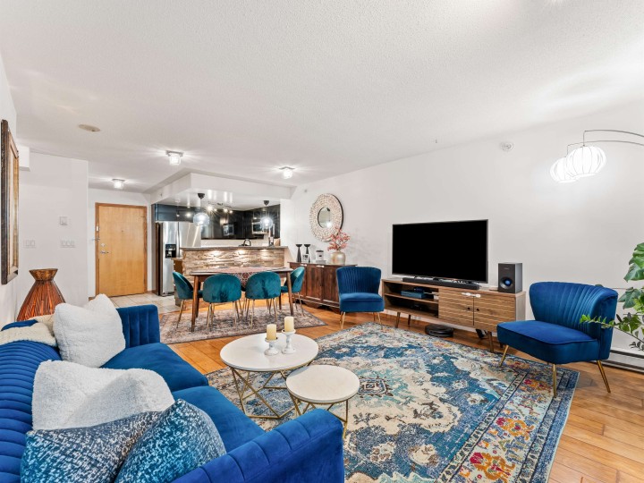 Photo 4 at 306 - 1328 W Pender Street, Coal Harbour, Vancouver West