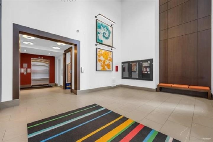 Photo 5 at 203 - 4818 Eldorado Mews, Collingwood VE, Vancouver East