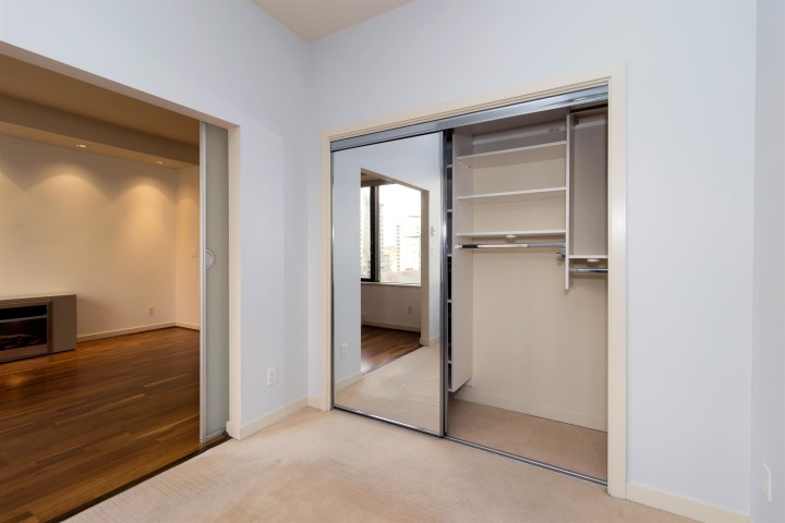 Photo 19 at 615 - 1333 W Georgia Street, Coal Harbour, Vancouver West