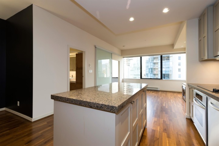 Photo 4 at 615 - 1333 W Georgia Street, Coal Harbour, Vancouver West