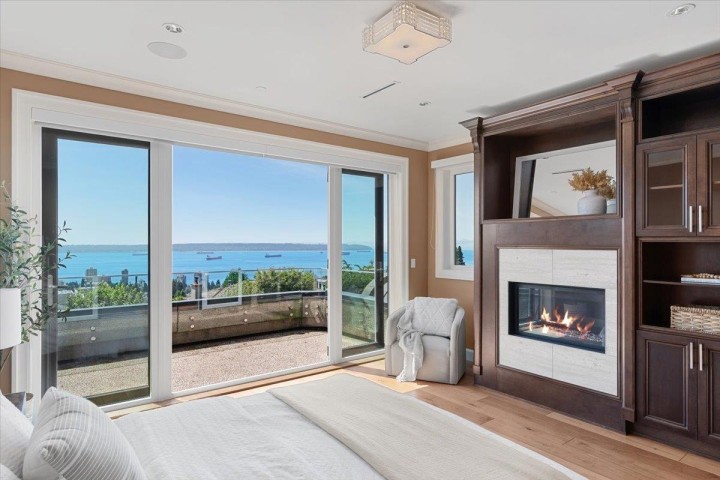 Photo 19 at 2171 Queens Avenue, Queens, West Vancouver