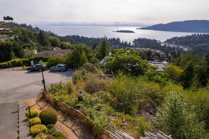 Photo 15 at 4783 Westwood Place, Cypress Park Estates, West Vancouver