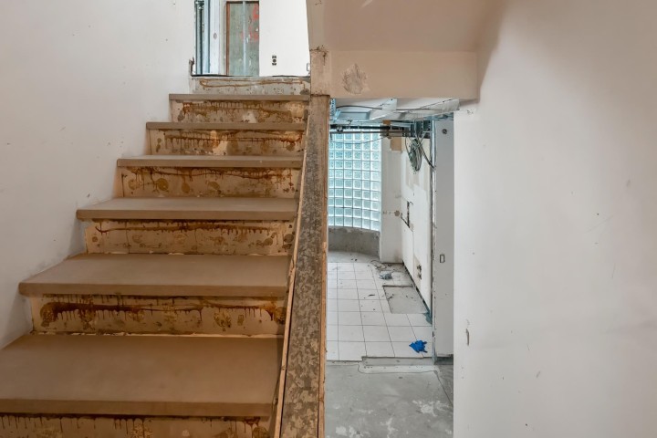 Photo 26 at 348 Taylor Way, Park Royal, West Vancouver