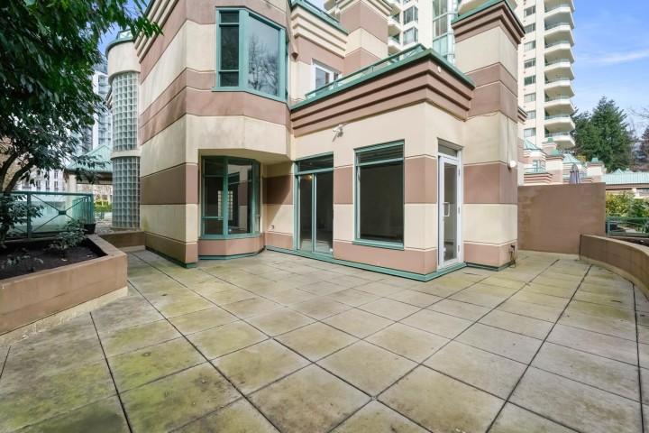 Photo 20 at 348 Taylor Way, Park Royal, West Vancouver