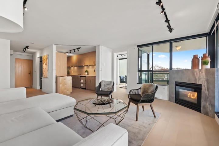 Photo 1 at 6D - 328 Taylor Way, Park Royal, West Vancouver