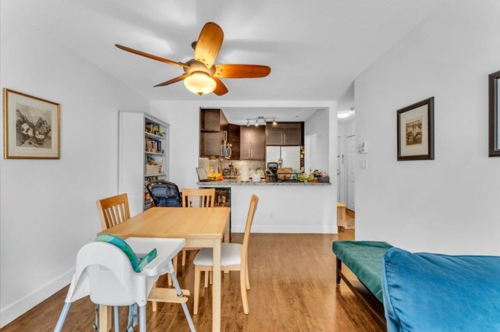 Photo 6 at 307 - 876 W 16th Avenue, Cambie, Vancouver West