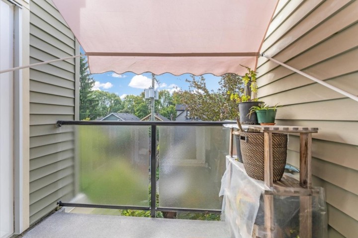 Photo 11 at 307 - 876 W 16th Avenue, Cambie, Vancouver West