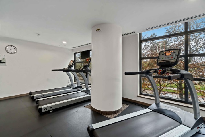 Photo 17 at 2303 - 33 Smithe Street, Yaletown, Vancouver West