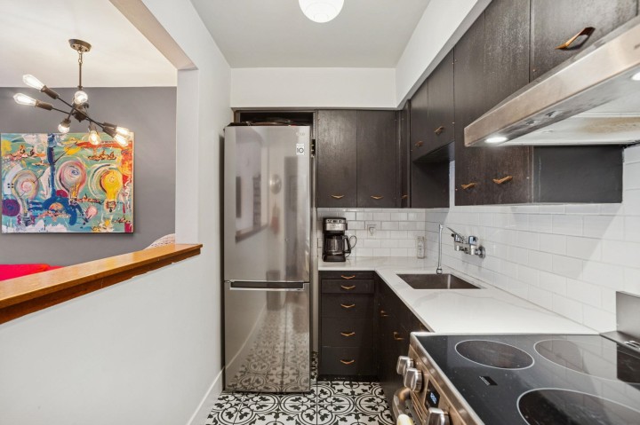 Photo 6 at 204 - 1050 Chilco Street, West End VW, Vancouver West