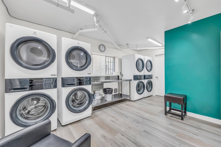 Photo 12 at 204 - 1050 Chilco Street, West End VW, Vancouver West