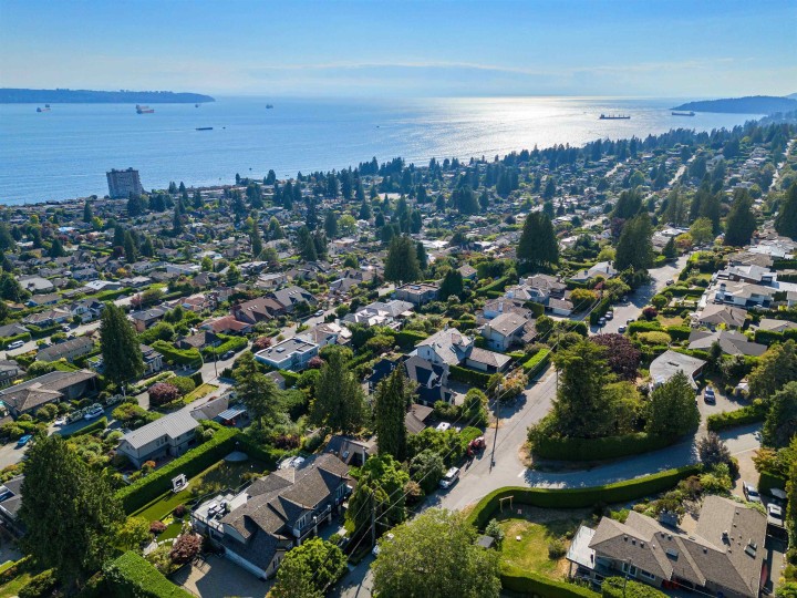 Photo 15 at 2234 Ottawa Avenue, Dundarave, West Vancouver