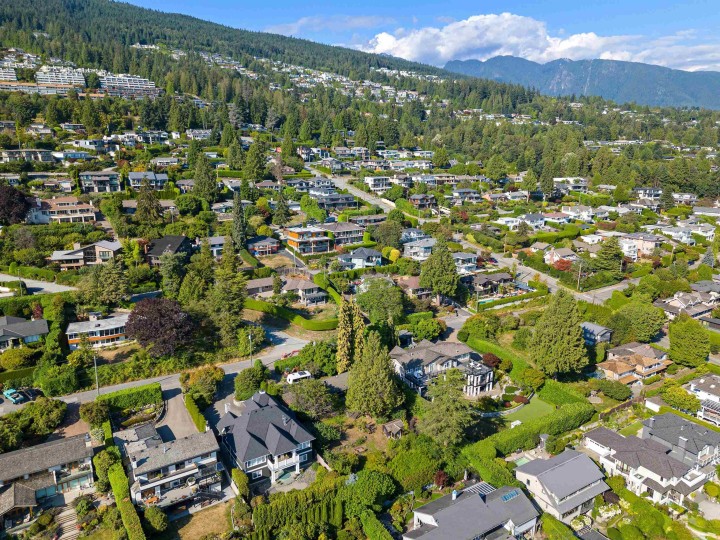 Photo 29 at 2234 Ottawa Avenue, Dundarave, West Vancouver