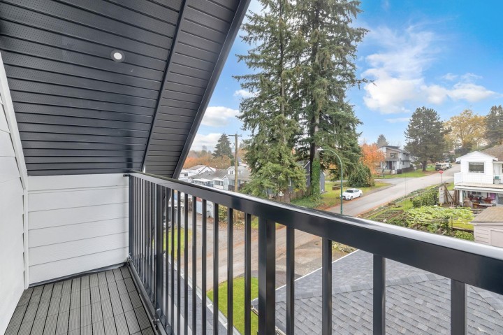 Photo 19 at 4325 Kamloops Street, Collingwood VE, Vancouver East