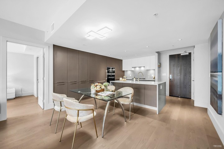 Photo 9 at 204 - 2089 W 43rd Avenue, Kerrisdale, Vancouver West