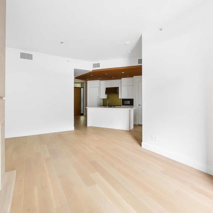 Photo 7 at 405 - 6687 Nelson Avenue, Horseshoe Bay WV, West Vancouver