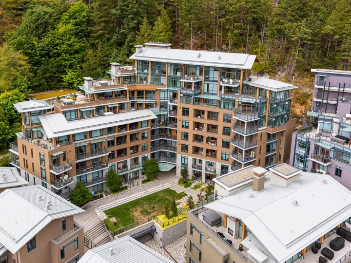 Photo 15 at 405 - 6687 Nelson Avenue, Horseshoe Bay WV, West Vancouver