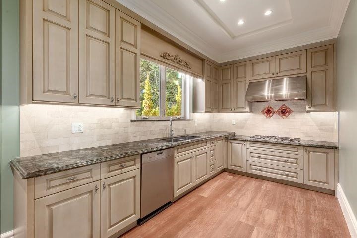 Photo 9 at 1167 Eyremount Drive, British Properties, West Vancouver