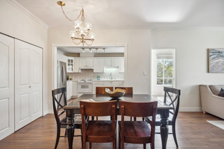 Photo 7 at 216 - 5735 Hampton Place, University VW, Vancouver West