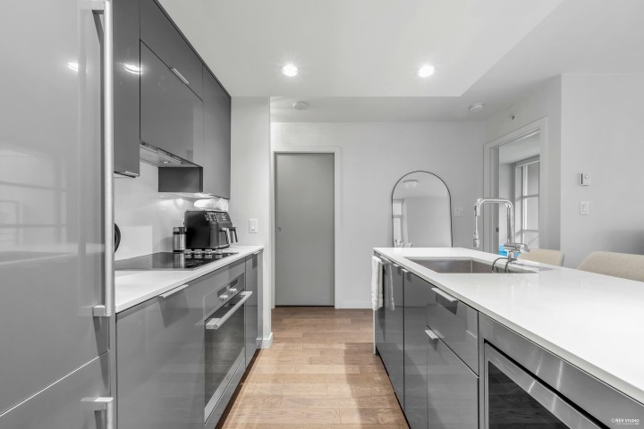 Photo 1 at 309 - 161 W Georgia Street, Downtown VW, Vancouver West