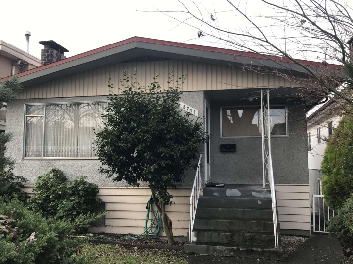 Photo 2 at 5771 Sherbrooke Street, Knight, Vancouver East