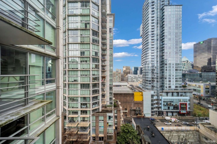 Photo 22 at 1602 - 535 Smithe Street, Downtown VW, Vancouver West