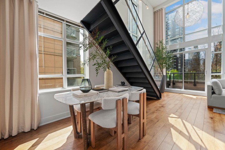 Photo 9 at 403 - 988 Richards Street, Yaletown, Vancouver West