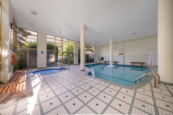 Photo 6 at 308 - 1425 Esquimalt Avenue, Ambleside, West Vancouver