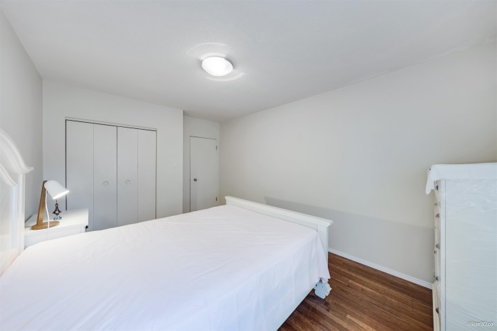 Photo 20 at 308 - 1425 Esquimalt Avenue, Ambleside, West Vancouver