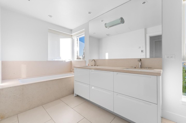 Photo 15 at 502 - 6080 Iona Drive, University VW, Vancouver West