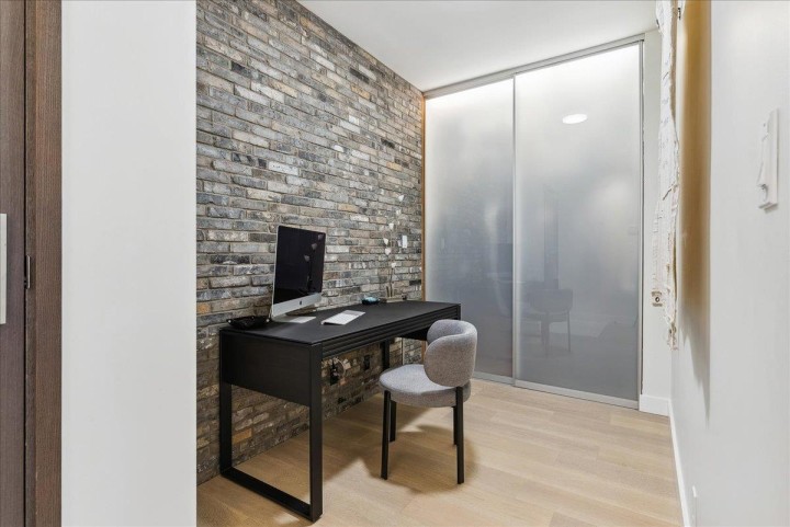 Photo 17 at 402 - 1477 W Pender Street, Coal Harbour, Vancouver West