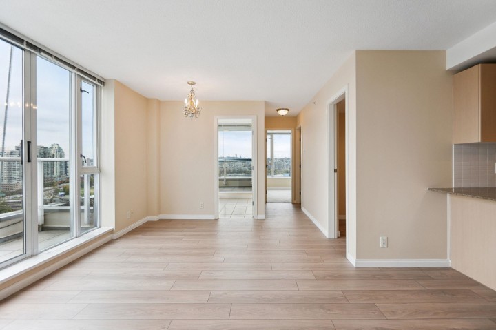 Photo 13 at 2008 - 550 Taylor Street, Downtown VW, Vancouver West