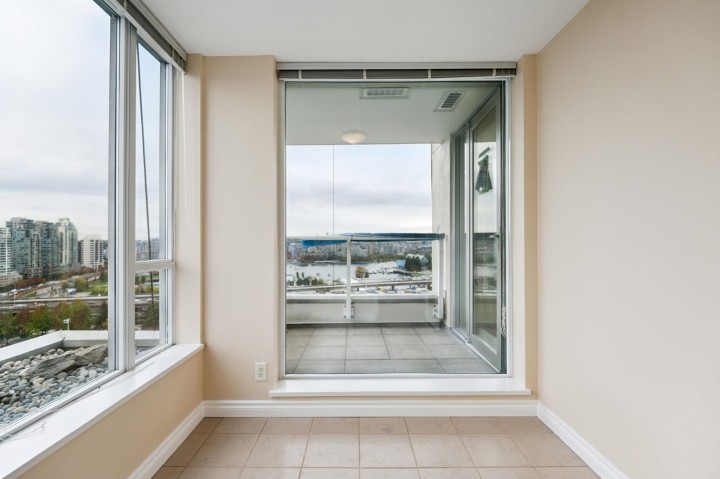 Photo 25 at 2008 - 550 Taylor Street, Downtown VW, Vancouver West