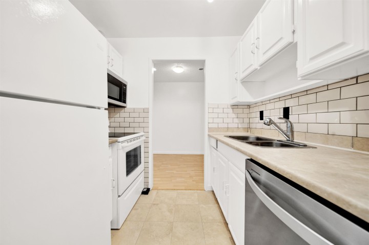 Photo 15 at 202 - 8707 Hudson Street, Marpole, Vancouver West