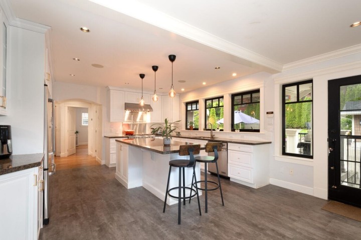 Photo 12 at 1050 11th Street, Sentinel Hill, West Vancouver