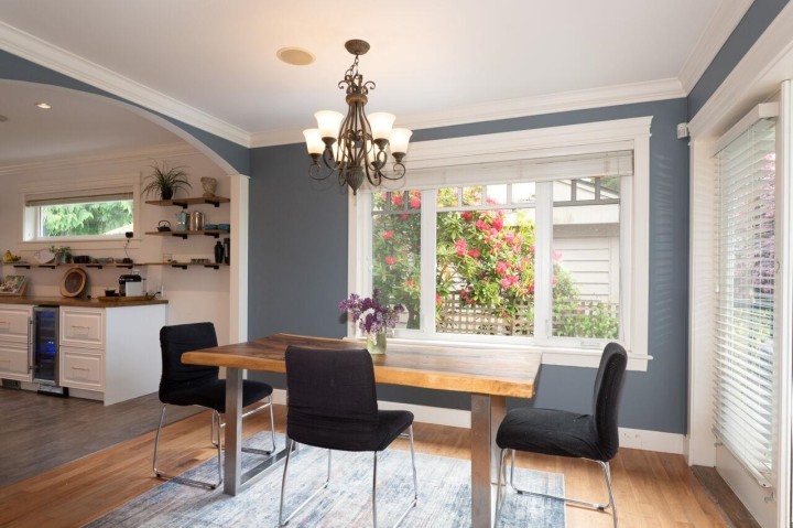 Photo 9 at 1050 11th Street, Sentinel Hill, West Vancouver
