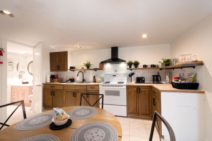 Photo 29 at 1050 11th Street, Sentinel Hill, West Vancouver