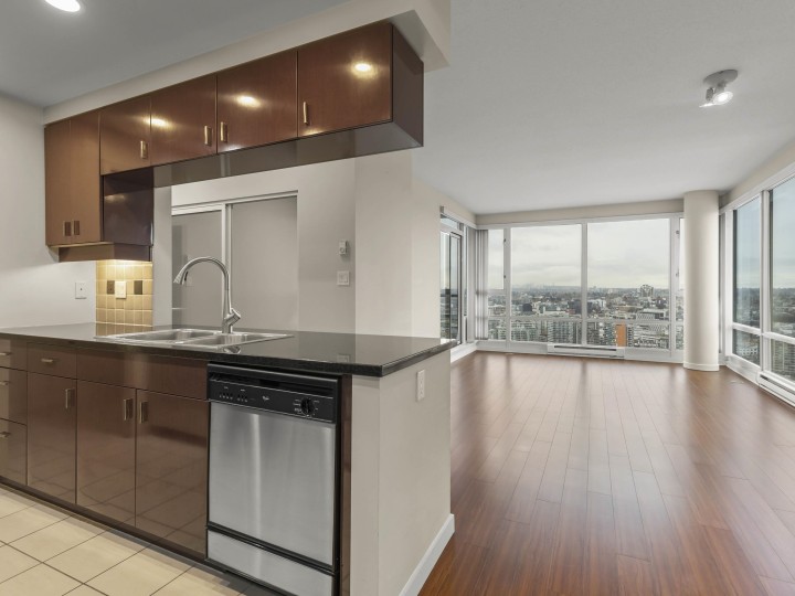 Photo 8 at 3805 - 1033 Marinaside Crescent, Yaletown, Vancouver West