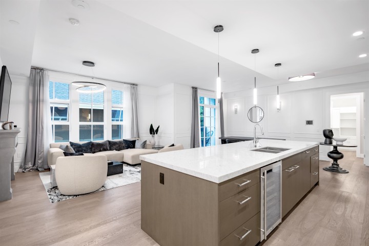 Photo 9 at 204 - 1009 Laurier Avenue, Shaughnessy, Vancouver West