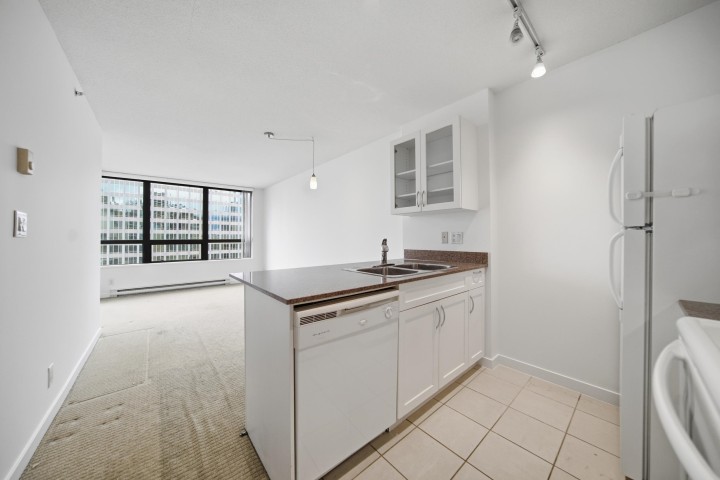 Photo 15 at 1908 - 938 Smithe Street, Downtown VW, Vancouver West