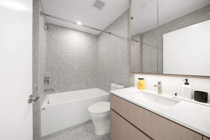 Photo 22 at 305 - 5212 Cambie Street, Cambie, Vancouver West