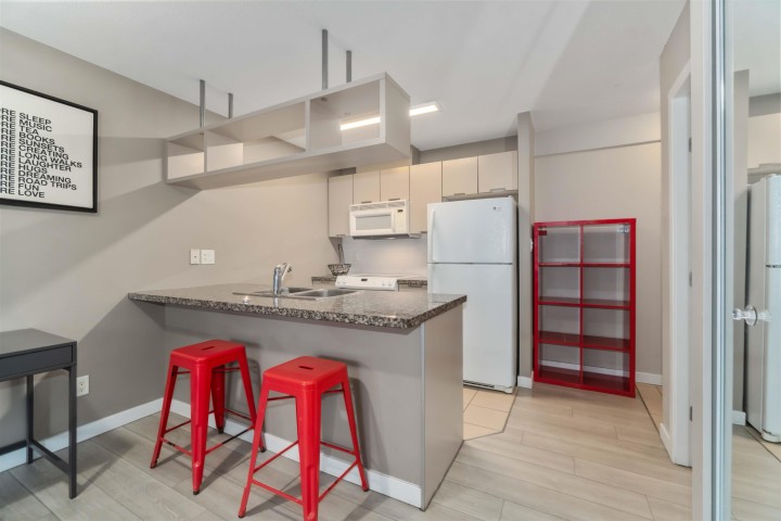 Photo 12 at 613 - 1082 Seymour Street, Downtown VW, Vancouver West