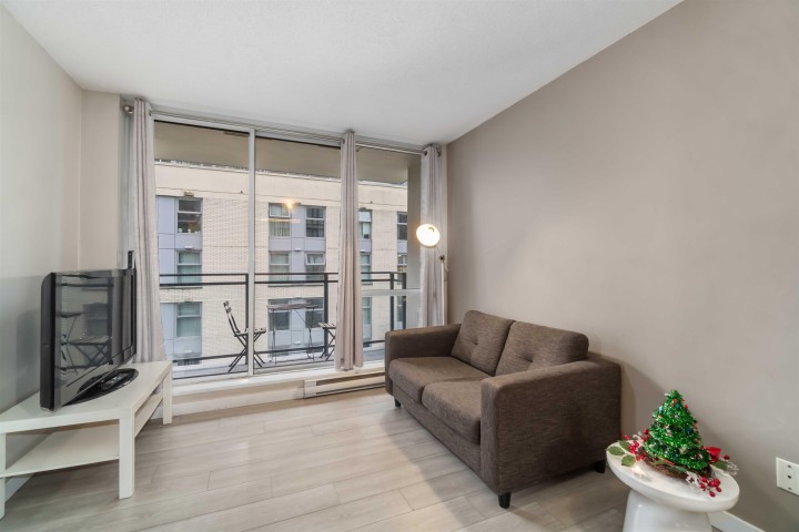 Photo 5 at 613 - 1082 Seymour Street, Downtown VW, Vancouver West