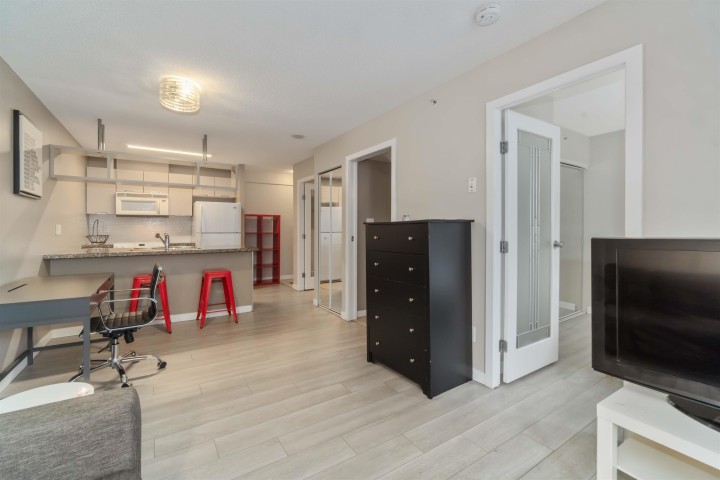 Photo 10 at 613 - 1082 Seymour Street, Downtown VW, Vancouver West